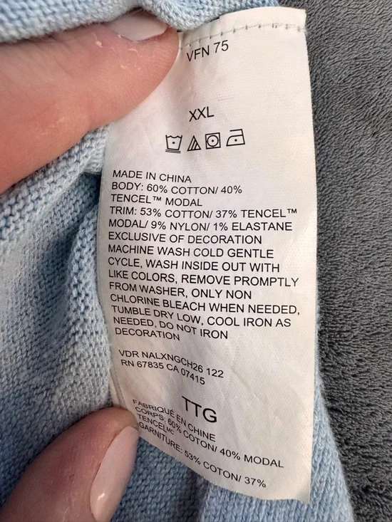 Nautica Light Blue Knit Sweater Top with Navy Label - Picture 4 of 4